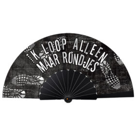 Deluxe festival handwaaier Ik loop alleen maar rondjes zwart