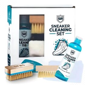 The Sneaker Cleaner cleaning kit